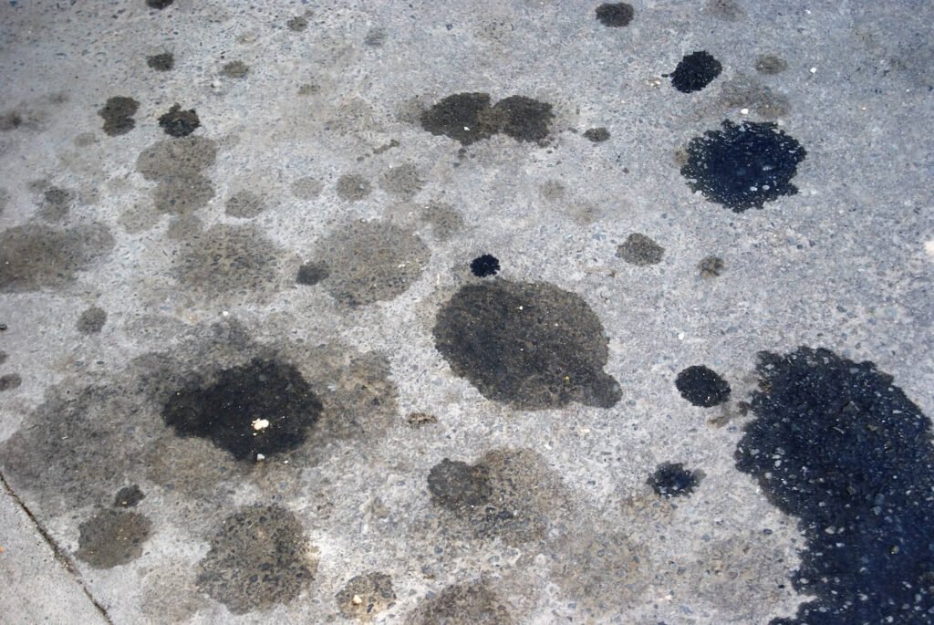 How to Remove Oil Stains from Concrete?