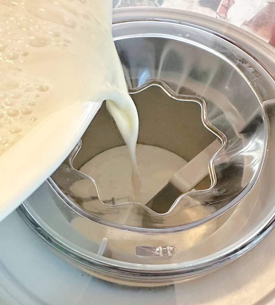 How to Make Homemade Ice Cream Using a Blender